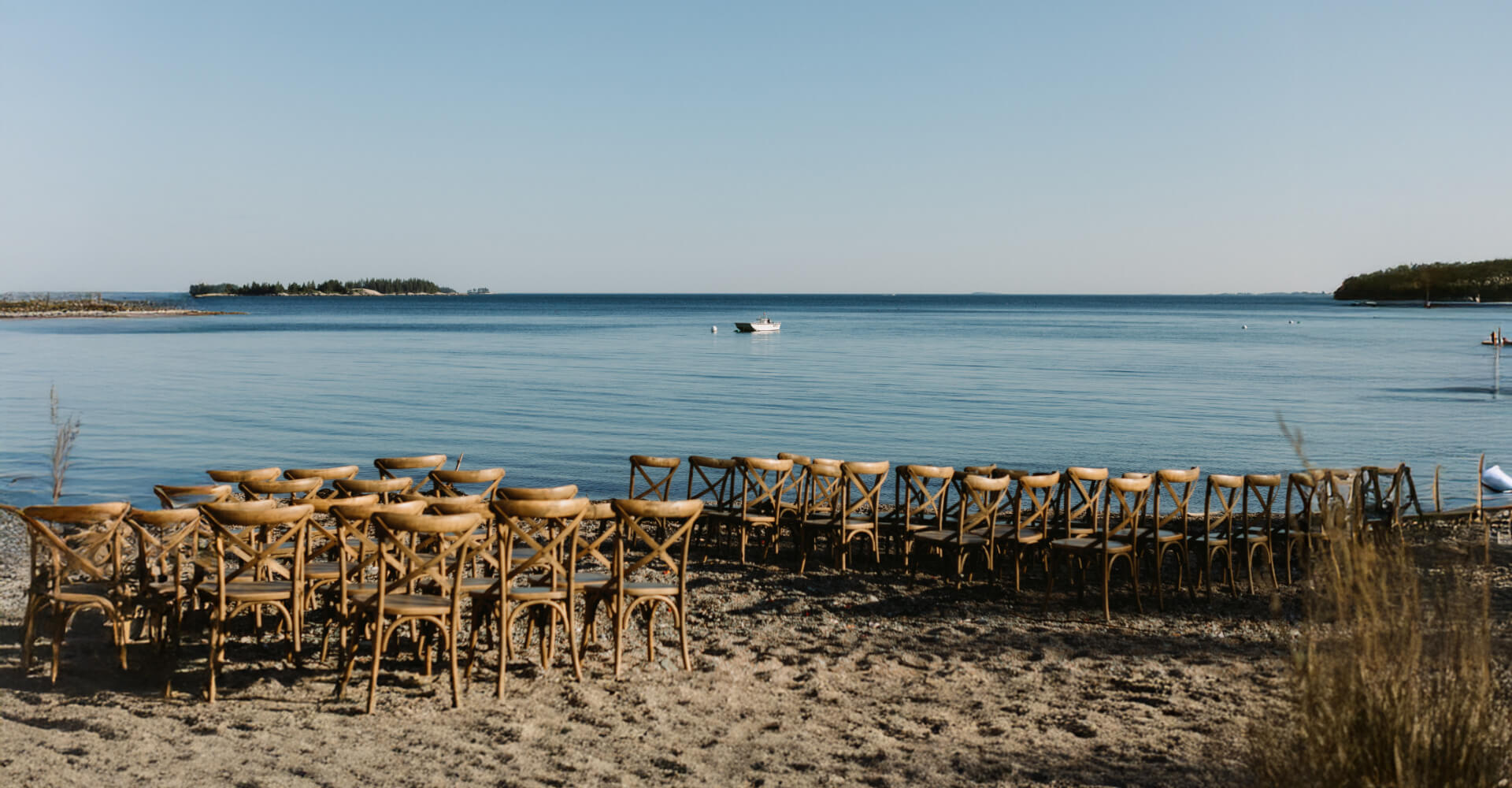 home-hero-beach-chairs